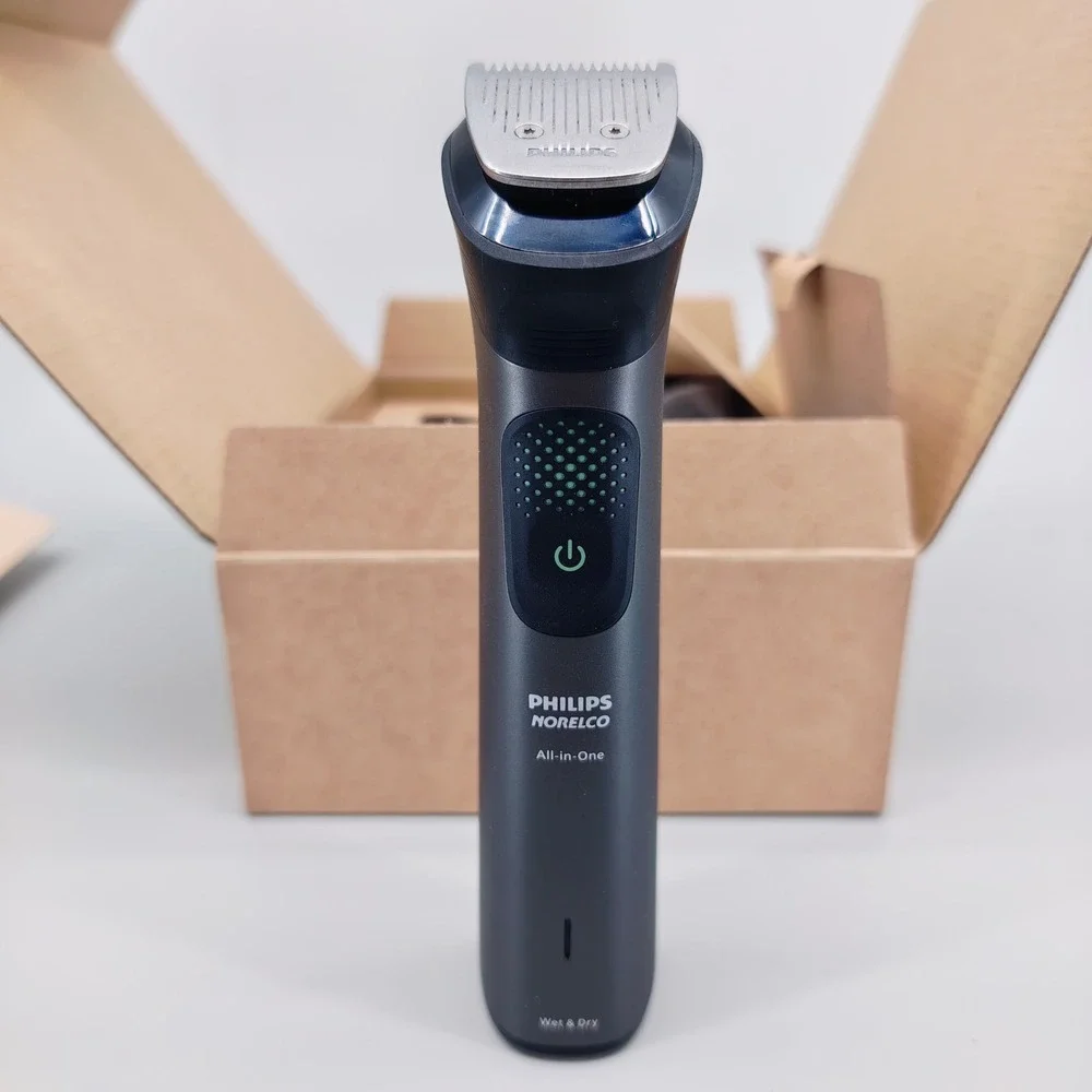 Philips Norelco All-in-One Trimmer MG9526/40 Multigroomer Face Head Body 24 Tool